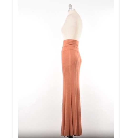 ❌SOLD❌Bordeaux {Anthropologie} draped maxi skirt - Picture 3 of 4