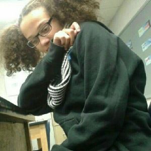 Meet your Posher, Leigh