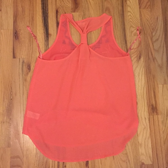 Pink tribal tank top - Picture 2 of 2