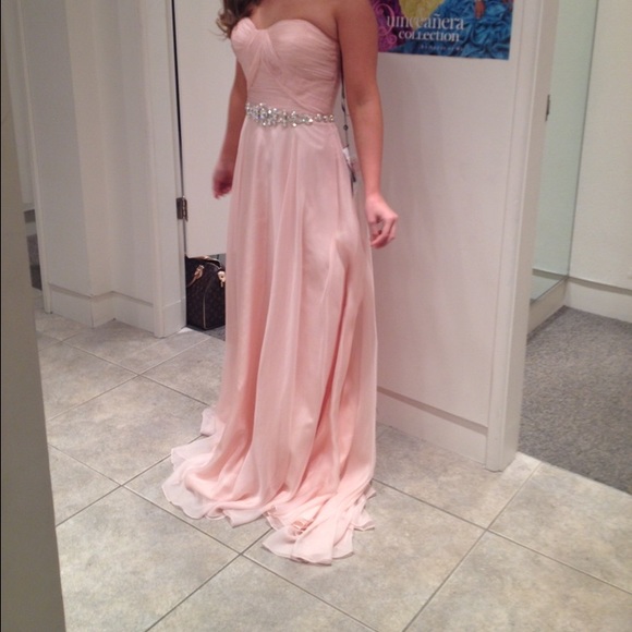 Pink Chiffon prom dress - Picture 2 of 3