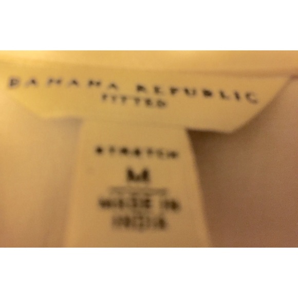 Banana Republic Tops - Banana Republic fitted white button up shirt Banana Republic Tops - Banana Republic fitted white button up shirt
