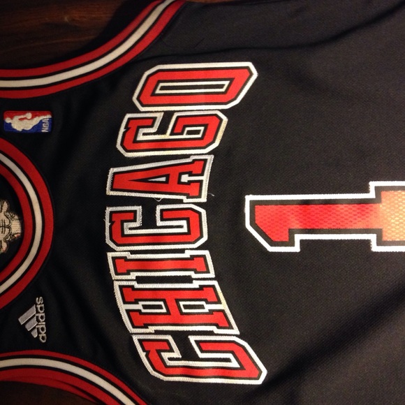 Chicago Bulls Rose Jersey, GREAT PRICE! - Picture 1 of 4