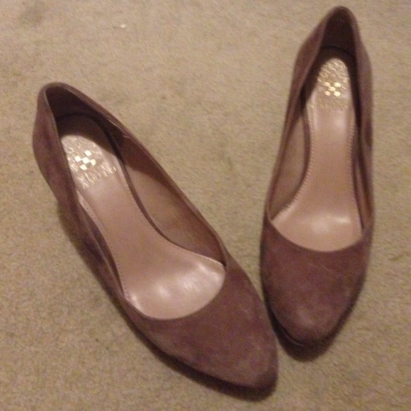 Vince Camuto Pumps