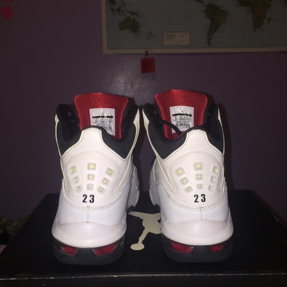Jordan Flight 23 RST - Picture 3 of 4
