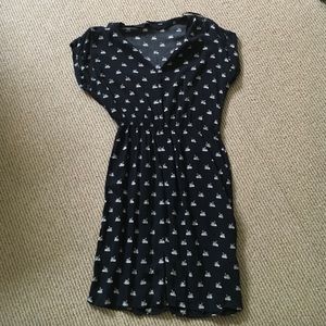 Zara casual dress with swan print