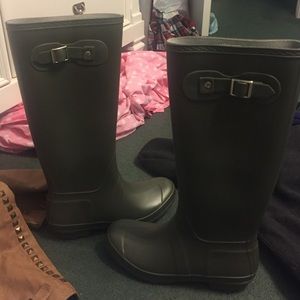 hunter green rainboots