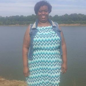 Meet your Posher, Dannia