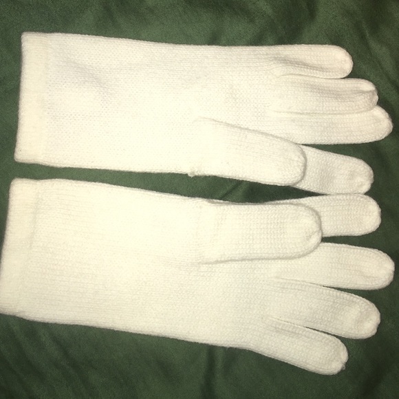 GAP gloves