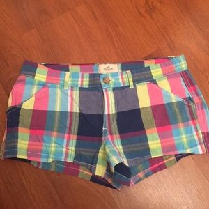 Hollister plaid shorts