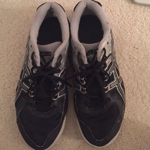 Asics volleyball shoes