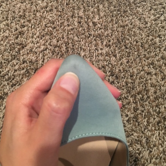 Teal bow pumps! - Picture 4 of 4