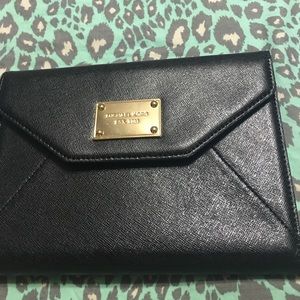 New! Micheal kors iPad mini case/clutch