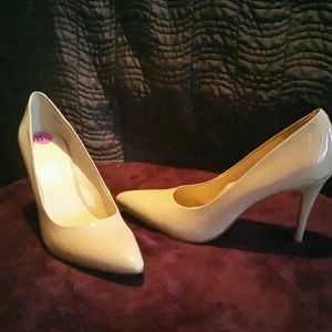 Nine West - Nude patent heels