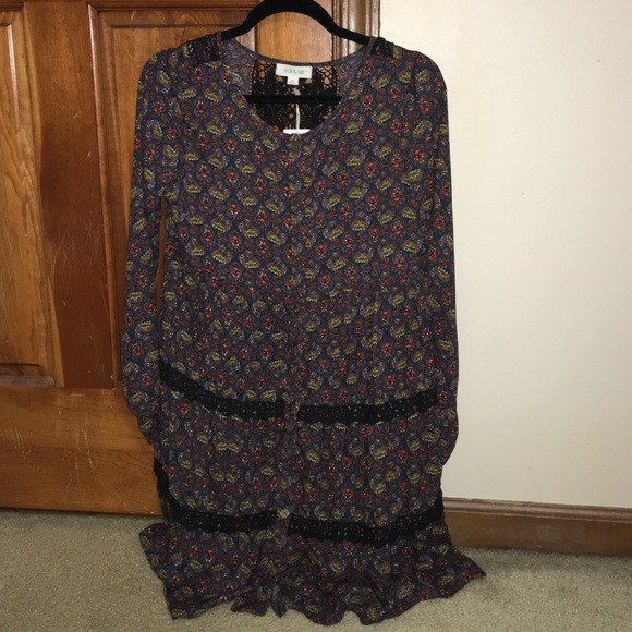 NWT Taylor & Sage long sleeve dress