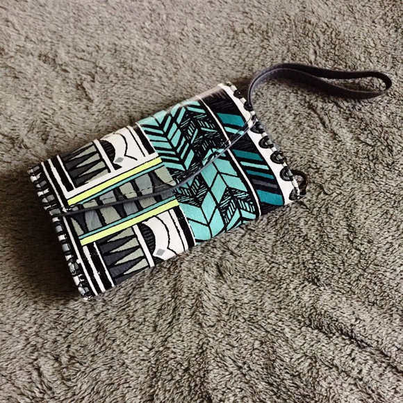 Aztec Printed Wristlet