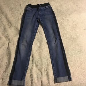 Dark Denim skinny jeans.