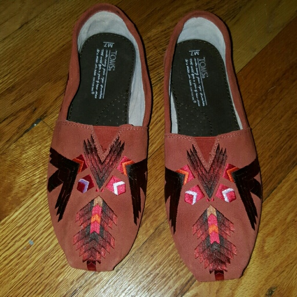 Toms leather Aztec flats
