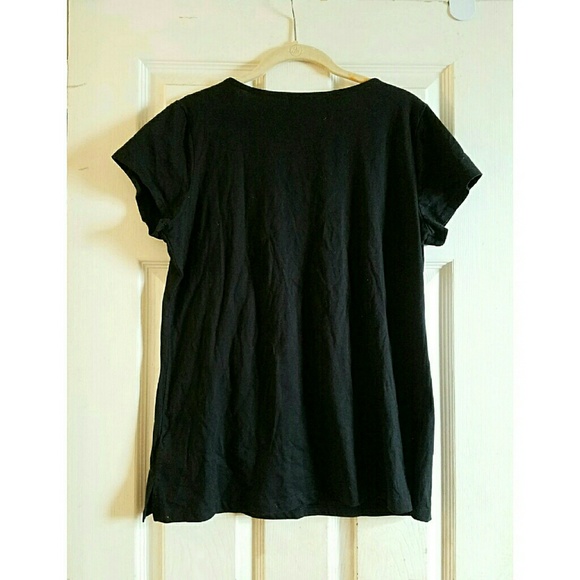 {BLACK CIRCLE STITCH DETAIL TOP} - Picture 8 of 9