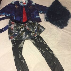 Evie costume from Descendants with wig