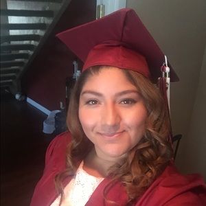 Meet your Posher, Adriana