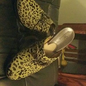 Cole Haan beautiful slip on shoe's.