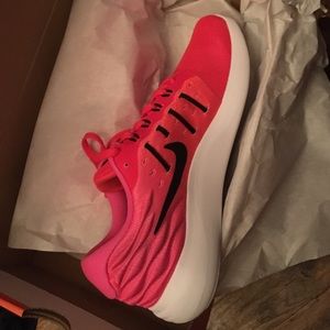 BRAND NEW WOMEN SNEAKERS