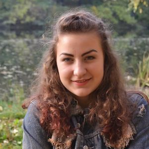 Meet your Posher, Cristina