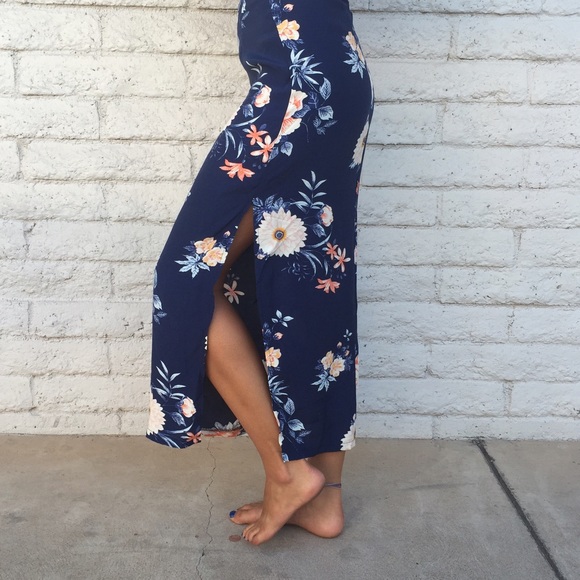 Brandy Melville Blue Floral Skirt