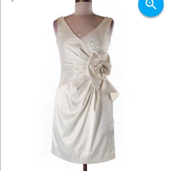 MaxandCleo elegant dress in the color eggshell
