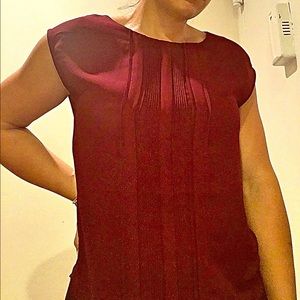 Burgundy top by Adrianna Papell Small
