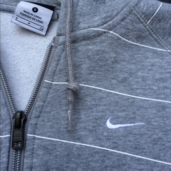 Nike Grey Stripe Jacket - Picture 2 of 4