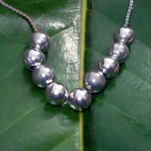 Vintage Silver plated serpentine and ball necklace