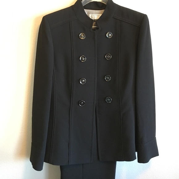 Tahari Other - SALE! 🐝 Tahari Arthur S. Levine Petite Black Suit