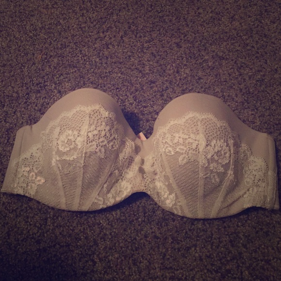 Victoria's Secret strapless bra