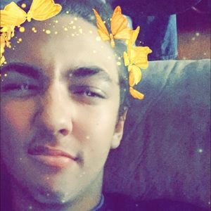 Meet your Posher, Justin