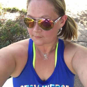 Meet your Posher, Crystal chris