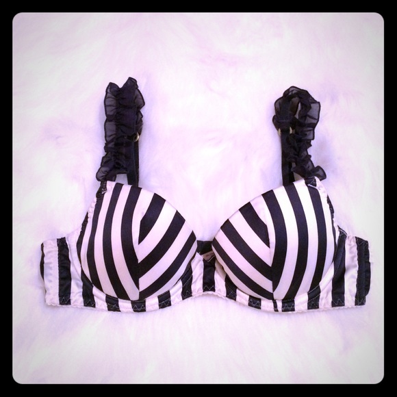 Victoria's Secret Nautical Bra. Size 34C.