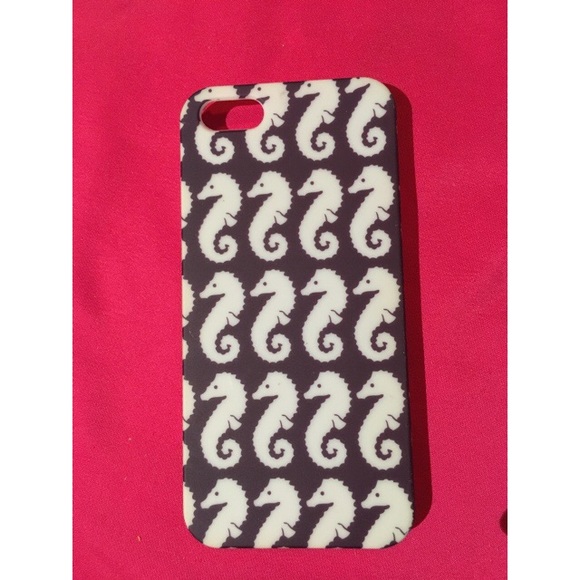 This is an iPhone 5/5s case.