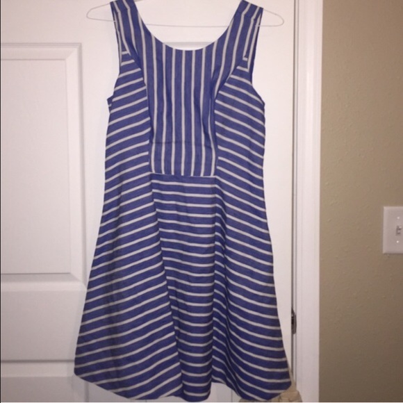 vineyard vines blue and white striped dress