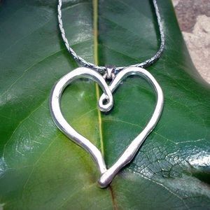 Sterling silver chain with open heart pendent
