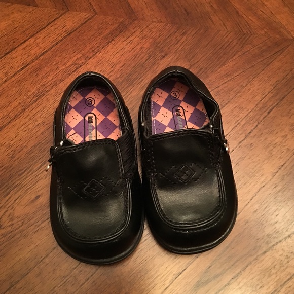 Kids connection shoes size 3 baby