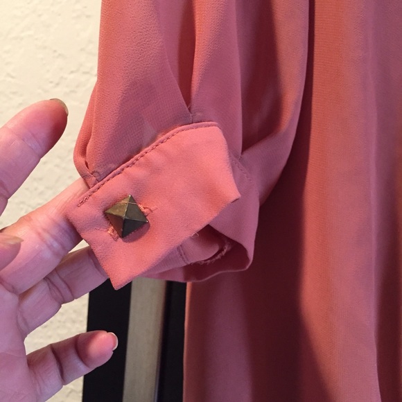 Arden B Sheer Blush Top - Picture 3 of 4