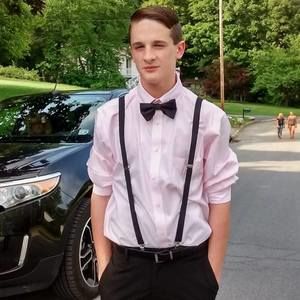 Meet your Posher, Carrie