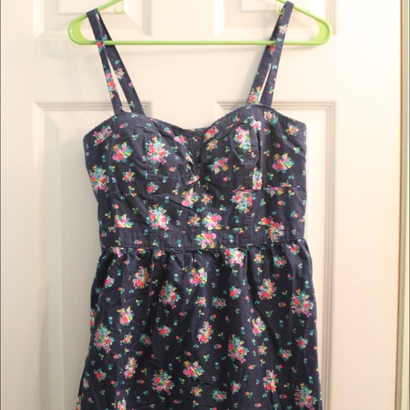 American Eagle Floral Dress - Picture 1 of 3