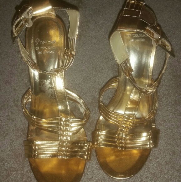 🚨🚨SALE🚨🚨BRAND NEW PR💋MISE ALL GOLD HEELS