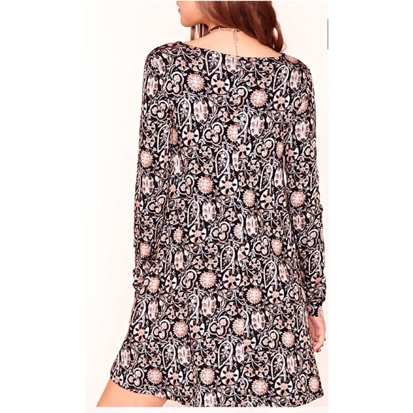 Sexy Patterned Dress - Picture 2 of 2