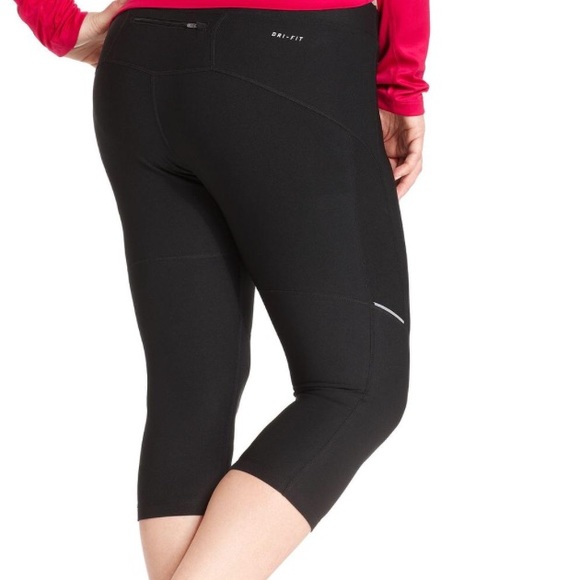 Black workout leggings