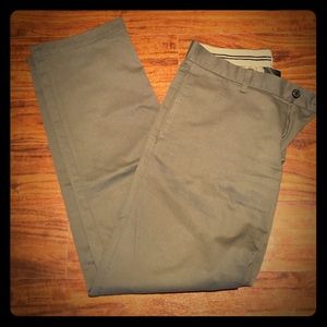 Men's Gap Classic Grey Khakis