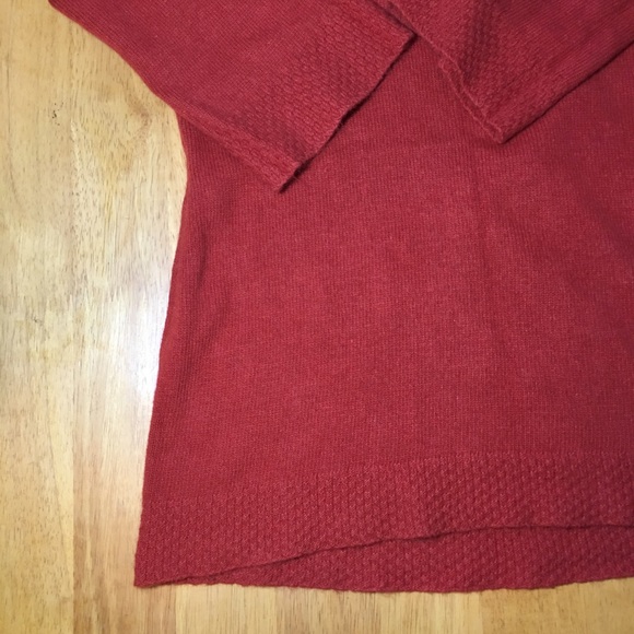 Angora turtleneck sweater. - Picture 2 of 4