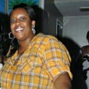 Meet your Posher, Adrianne